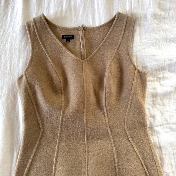 Talbots Sheath Wool V-Neck Dress, size 6 - Picture 4 of 7